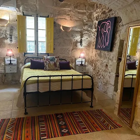 L-artiste A Unique Blend Of History Art And Relaxation Casa vacanze